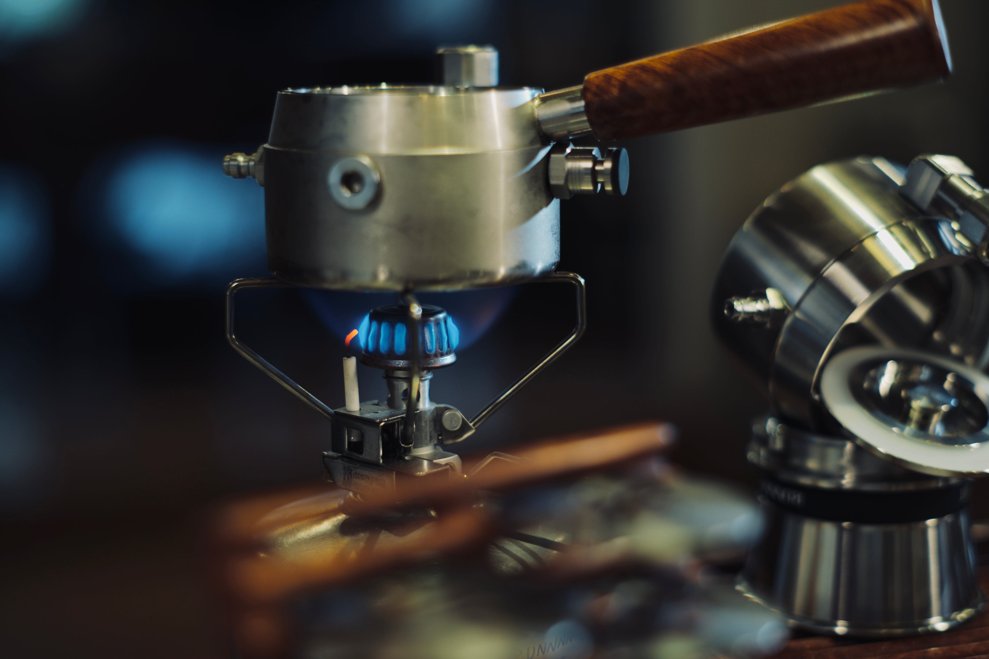 UPHOT Manual Espresso Maker – No Electricity Needed